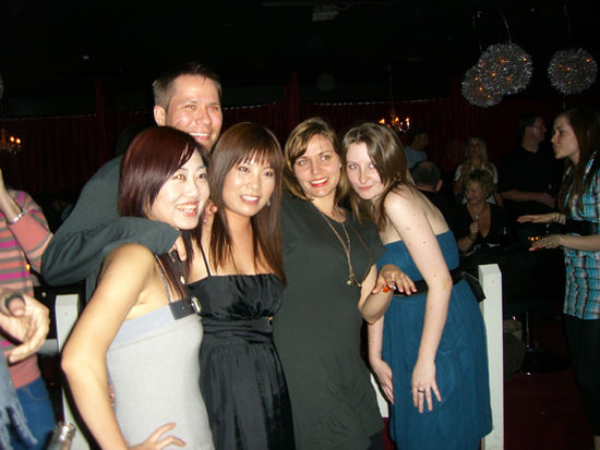 ?,Klaus (das ist der ihr Boss),Maggie, Anne und Bob im Boogie Wonderland