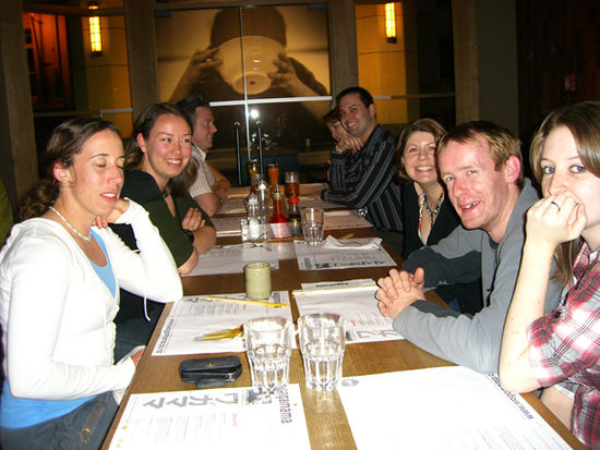 Jen, Ayla, Tania, Keith and Bob (die im Hintergrund kenne ich nicht die waren halt da)