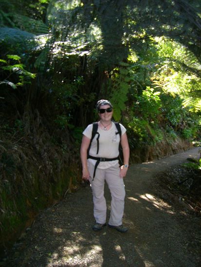 Ich auf dem Weg nach Cathedral Cove