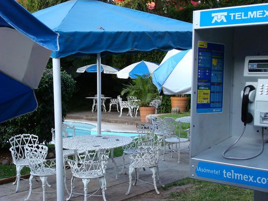 mein Spezialvokabular von 13:00-14:00 findet hier im Garten statt. Mein Lehrer ist Psychologe hier in Cuernavaca und wir befassen uns gerade mit "Reimpronta"