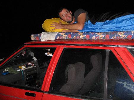 Eine Nacht auf dem Auto!