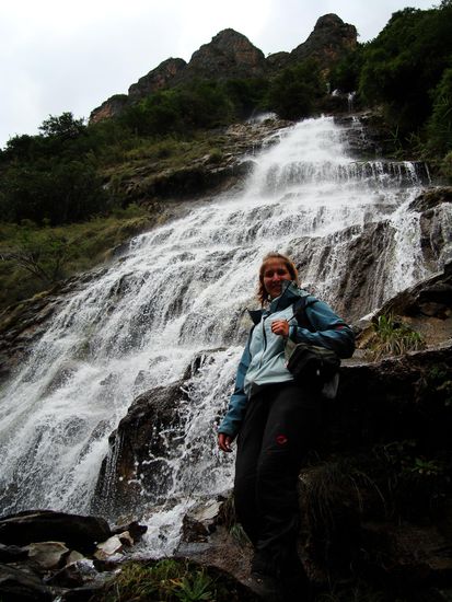 Dane unterhalb des Wasserfalles