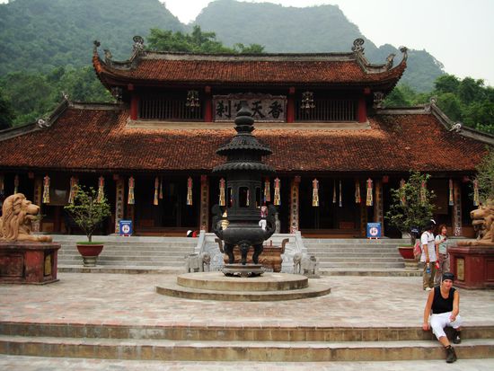 Eine der vielen Tempel in Vietnam