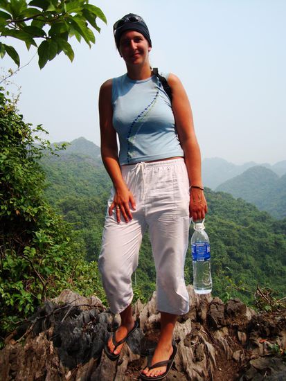 Mit gutem Schuhwerck am trekken