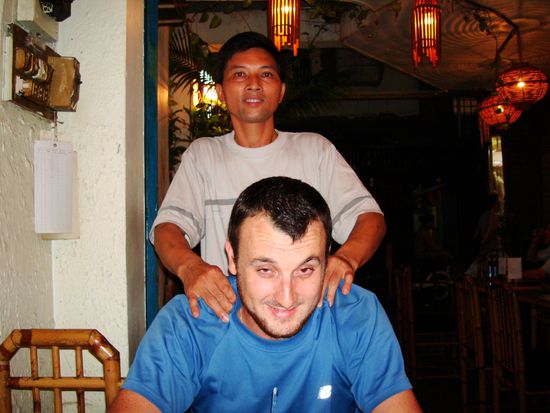 Massage for free, cheapy cheapy