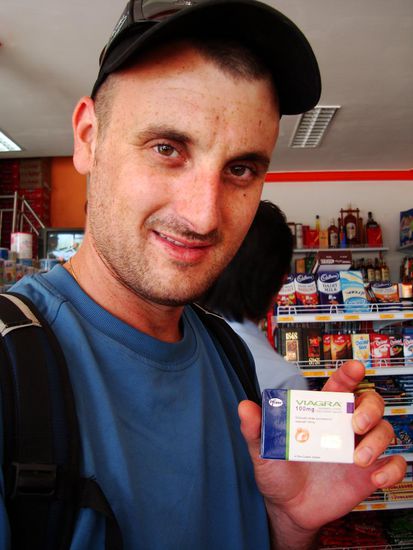 Ihr koennt selber auswaehlen, wer von Beiden hier potenter ist... 