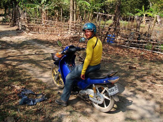 Pistenraudy Dane mit dem chinesischen Schrottbike!