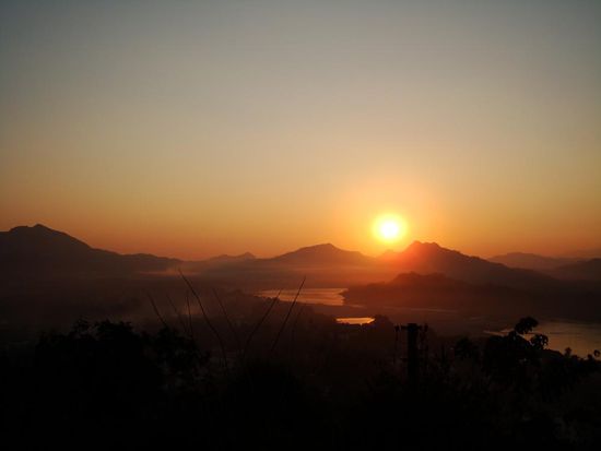 Sonnenuntergang vom Phousiberg! Viel besser als der Sonnenaufgang