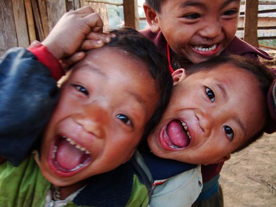 Alle wollten aufs Foto, aber nur die Staerksten schafften es...