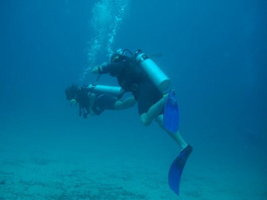 Dane und Lehma unter Wasser.