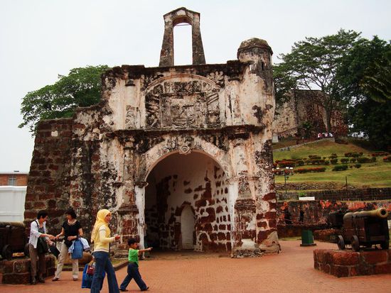 Porta de Santiago, Ueberreste eines portugiesischen Fort