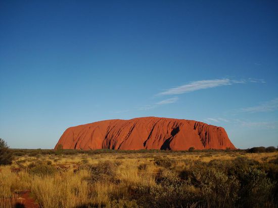 Wenn wir wieder zurueck sind, musst du, Bianca, ALLE Uluru Bilder von uns anschauen und das sind mindesten so viele wie ihr gemacht habt 