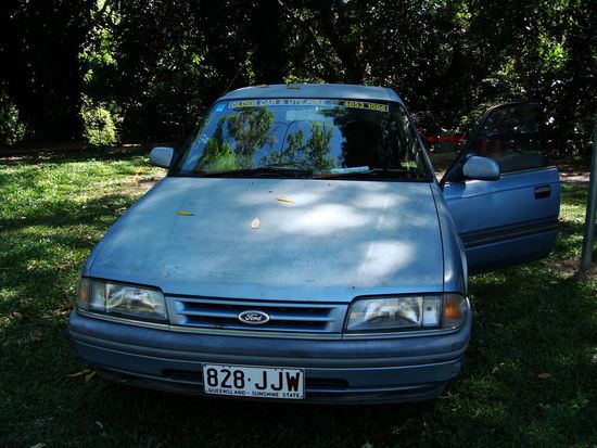 Das ist unser neues Gefaehrt, eine richtige Schrottkare und wir vermissen, Georgy!