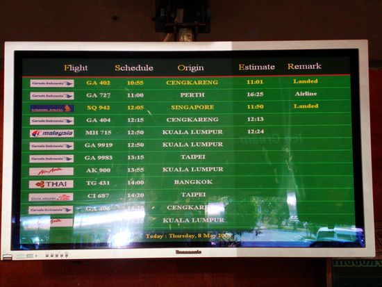 Flight from Singapore: Landed! juhui! 