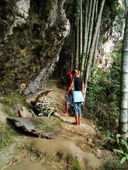 Auch das war mal ein haengendes Grab.