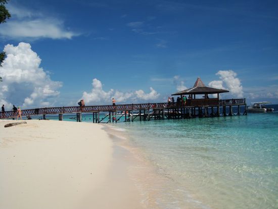 Sipadan ist wunderschoen und das Wasser ist glasklar!