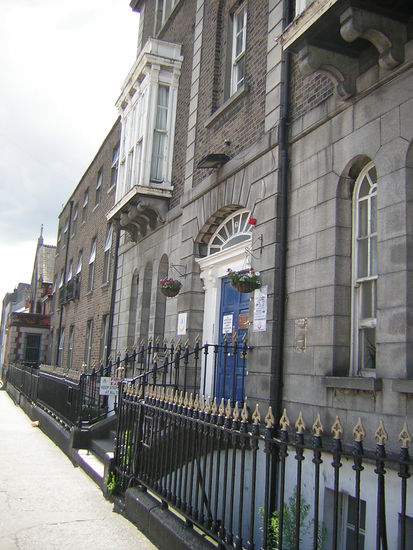 Unser erstes Hostel ! Finde mal so ein unscheinbares Hostel in einer Stadt wie Dublin !