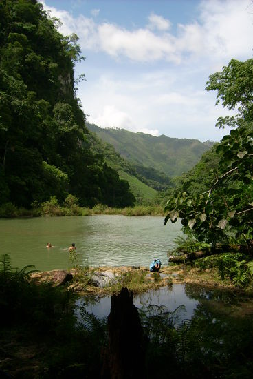 Eines der Wasserbecken im Nationalpark