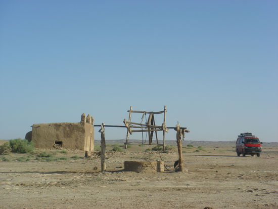 typischer Brunnen.. Model "Superoldschool but still on duty"