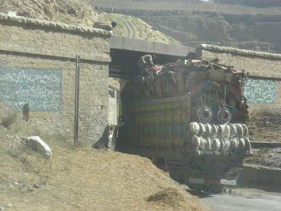 jaja, diese verdammten Brücken werden auch immer tiefer..