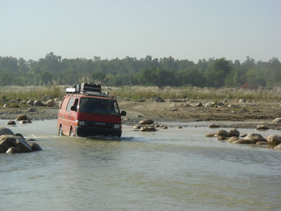 beim neuen Schwimmrekord...wir kaufen bald ne grosse Taucherbrille..und bei soviel Training werden wirs 08 aufs Reusswehr schaffen Marco!!