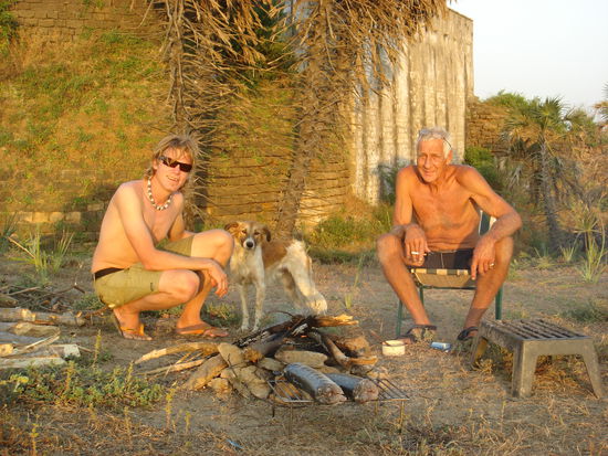 Unschwer an der Farbe zu erkennen, der Mann ist nun schon seit 3 Jahren in dieser Ecke unterwegs
