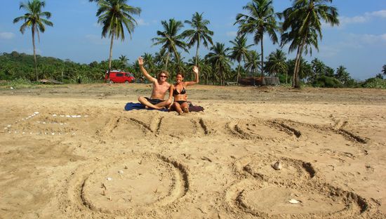 Wie gesagt... im Sand steht „Enjoy 08“