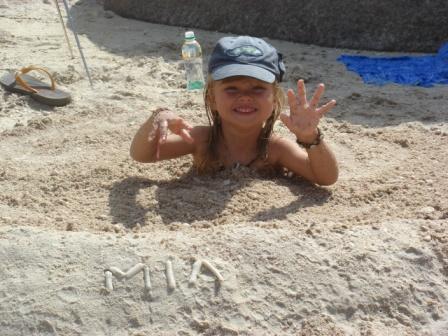 ...Happy Mia..einfach zuckersüss eure kleine Maus...