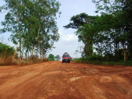 ...kambodschanischer Highway...