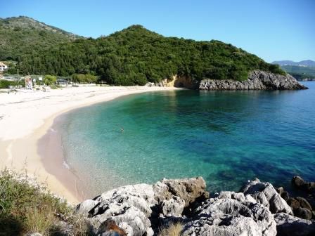 ...die Hotelbucht ... hat ihrem Namen „Mikros Paradisos“ nun wirklich nicht gestohlen....Vielen Dank Globetrotter Reisen Schweiz.....und speziel Iris für ihren Supersupport beim Buchen und Auswählen...