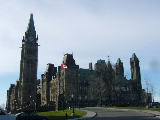 Hier nochmal Parlamentsgebaeude