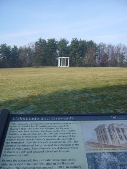 irgendso ein Rest von nem viktorianischen Haus..kA warum das da steht