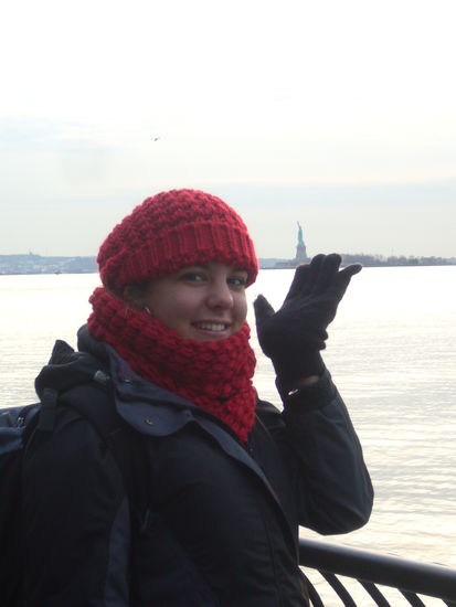 Sarah balanciert die Freiheit auf der Fingerspitze...oder fast