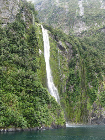 "Sterling-Falls" Milfod Sound