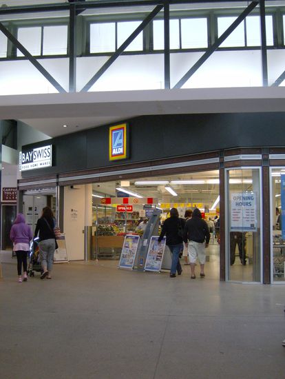 Manly Wharf ...ach ne... ein Aldi gibts hier also auch 