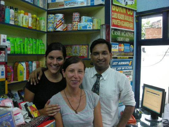 Mit Aditya...unserem Mann wenns ums Internet oder Reisen ging...ihn haben wir wirklich ins Herz geschlossen...