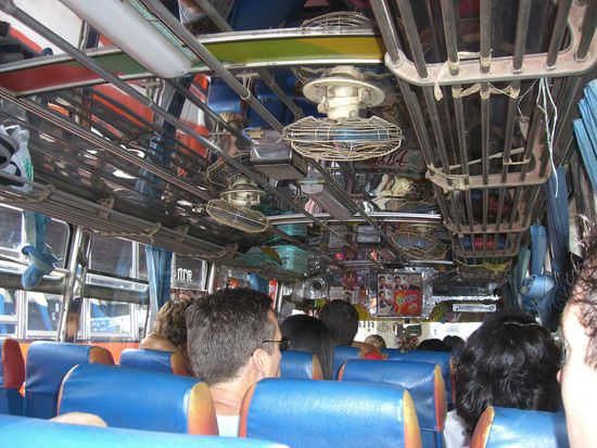 der Bus ohne Klimaanlage, echt faszinierend 