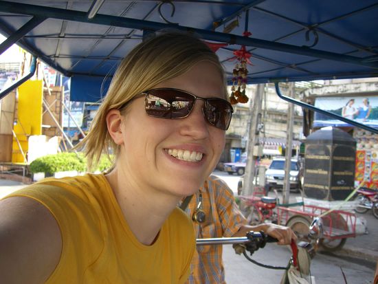 Chrissi im TukTuk