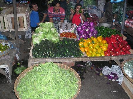 Vielfaeltigstes Angebot auf dem Markt in Bandung