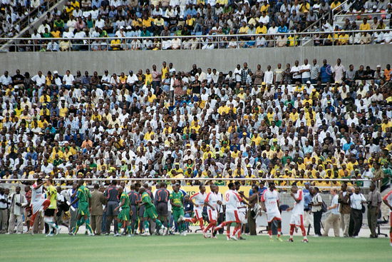 knisternde Spannung beim Aufmarsch der Rivalen