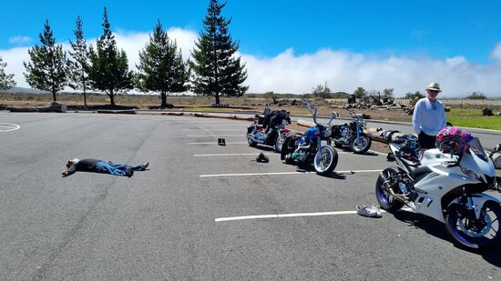 Total bekiffter Biker....