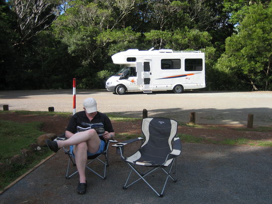 Für unseren großen Camper war nur Platz auf dem Parkplatz...