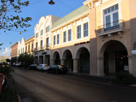 Town Square - Shopping Center in Las Vegas