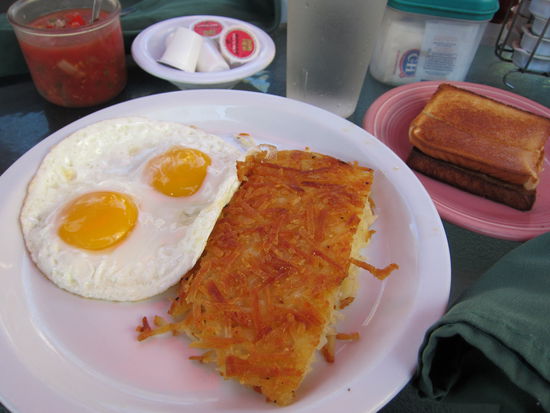 Es geht doch nichts über ein amerikanisches Frühstück...