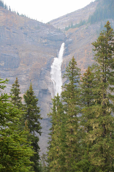 Takakkaw Falls