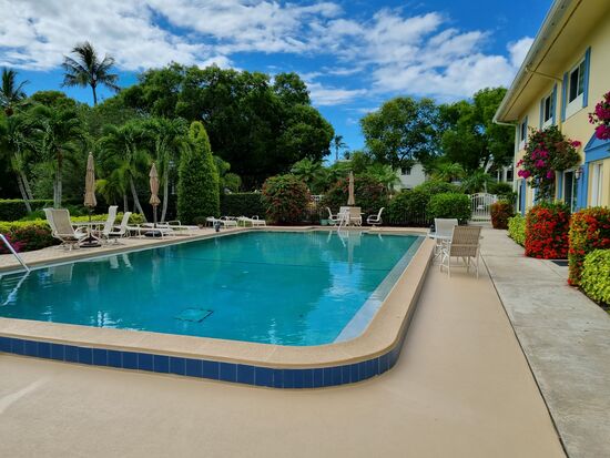 Einfach wunderschön. Die Wohnanlage in Naples