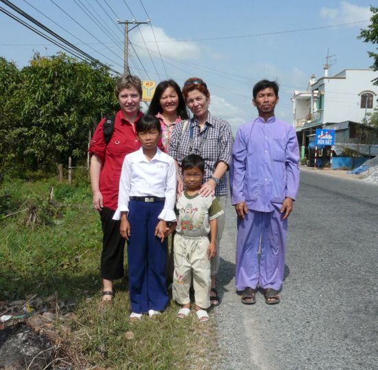 Kha mit Bruder und Vater