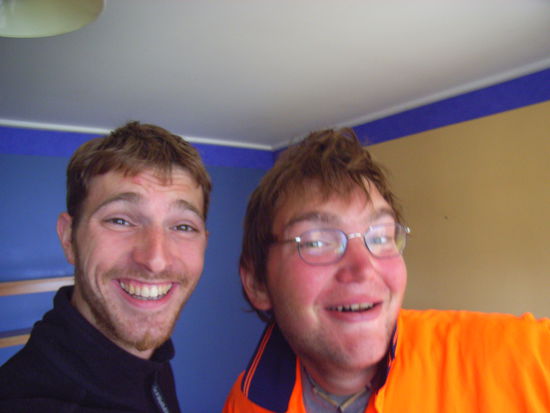 Geschafft! Gluecklich, stinkend und heiss auf Eis und Schokolade ")