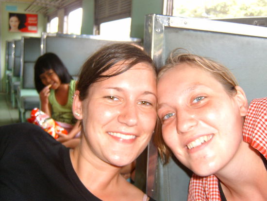 Am naechsten Morgen im Zug (ganz schoen fertig wie man sieht)