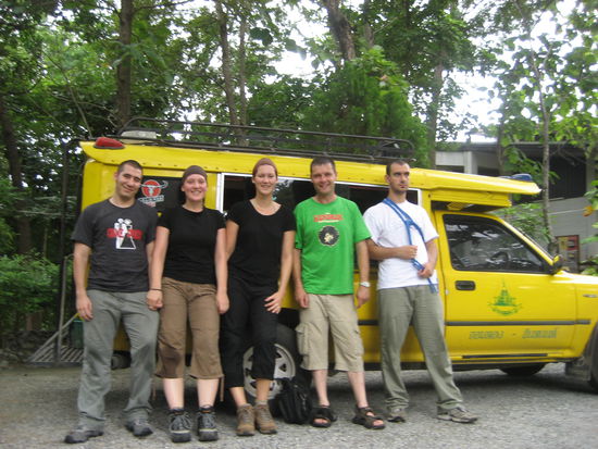 v.l. Andrea, Anne, Sarah, Noel und der verpeilte Francesco auf dem Weg zum Nationalpark